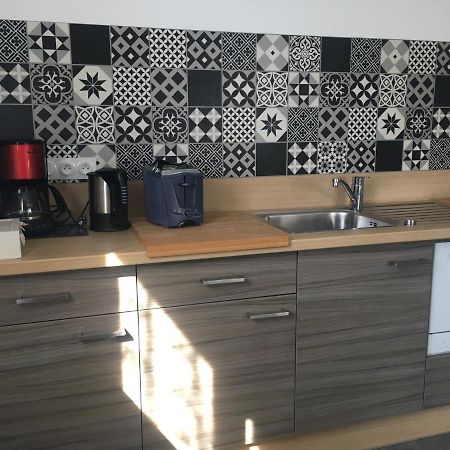 Appartement T2 indépendant dans maison Pugny-Chatenod Exterior foto